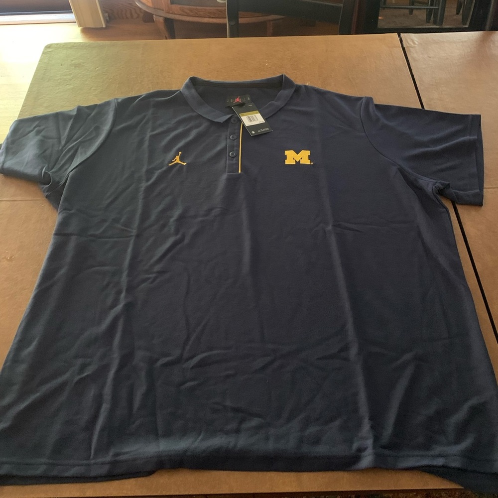 University of Michigan Nike Jordan Polo 4XL, New in bag with tags.